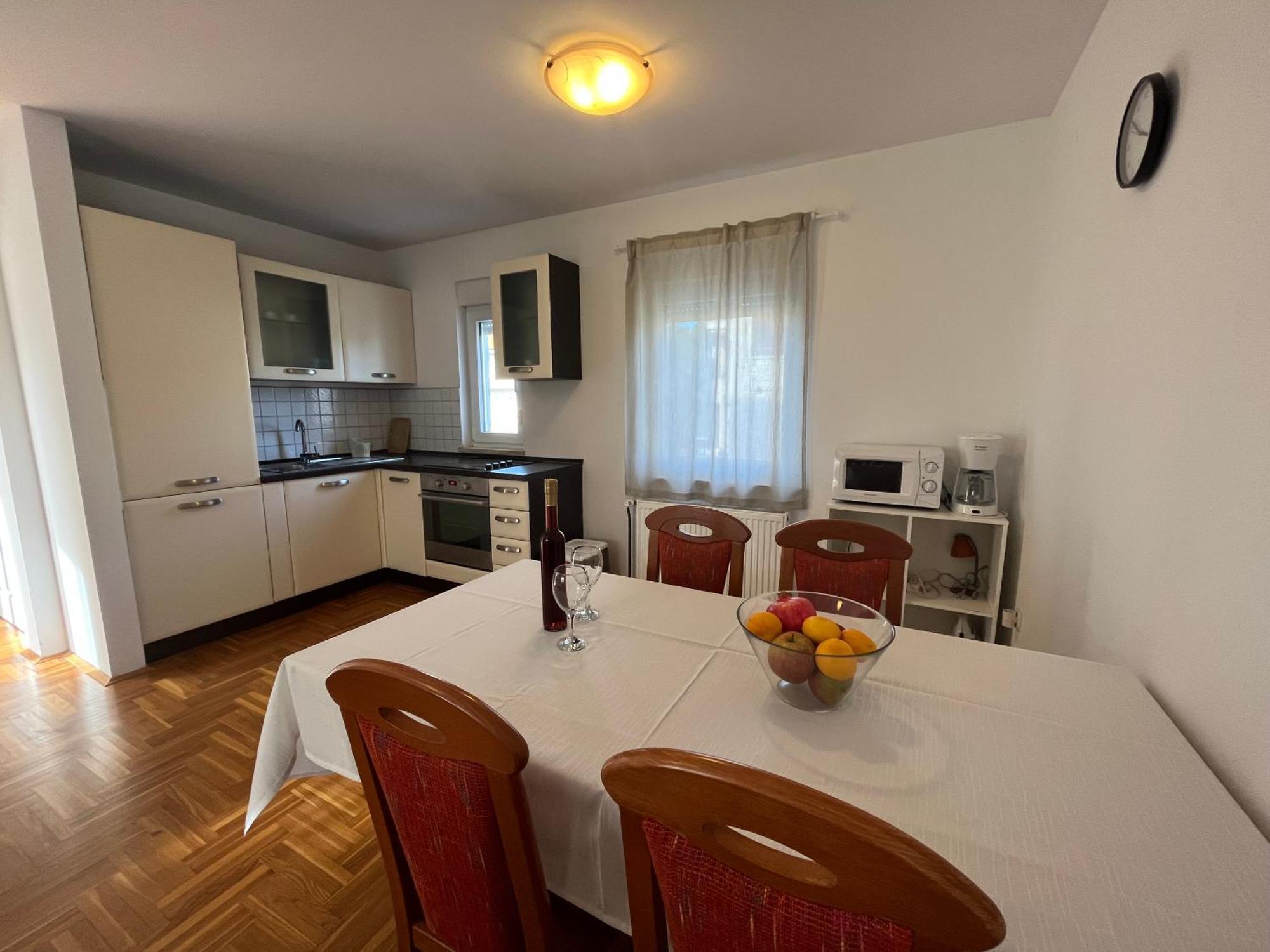 Burle Apartment With Free Private Parking Medulin Buitenkant foto